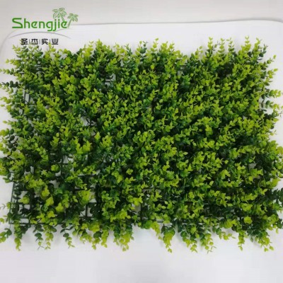 Hot sell 60x40 cm artificial small Eucalyptus grass mat for decoration